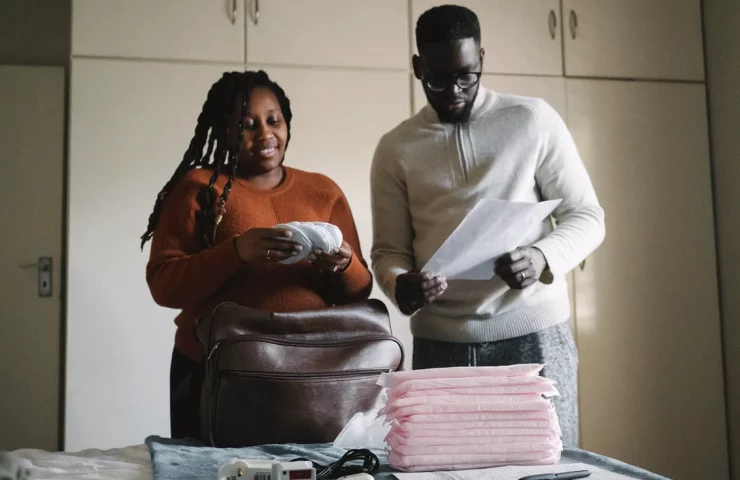 hospital-bag-checklist-update-Stocksy-4118966